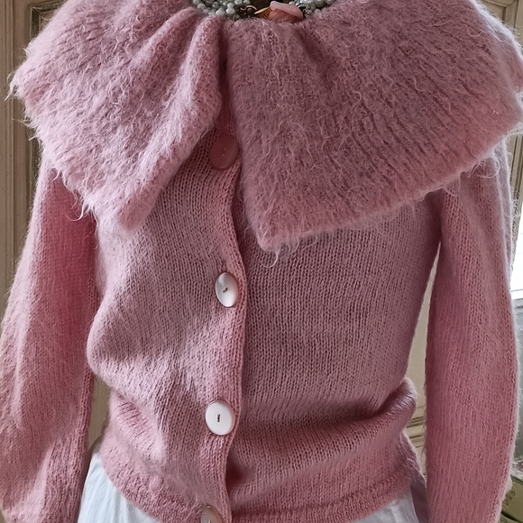 GRANNYCORE, VINTAGE ROSE HAND KNITTED 50S PIN UPS! - Picture 5 of 16